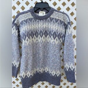 Vtg Women's Shetland woolen mill sweater crew neck long sleeves 38